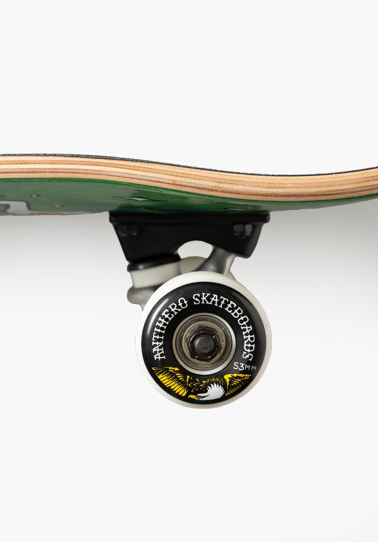 No Regerts green Closeup1