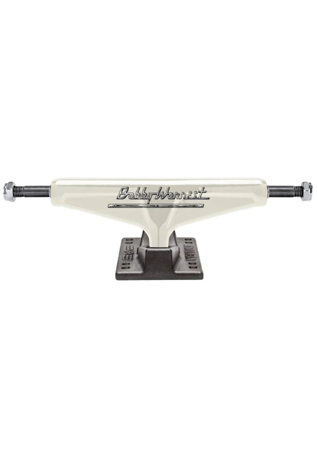 5.6 High Worrest - Bob V8 cream-black Vorderansicht