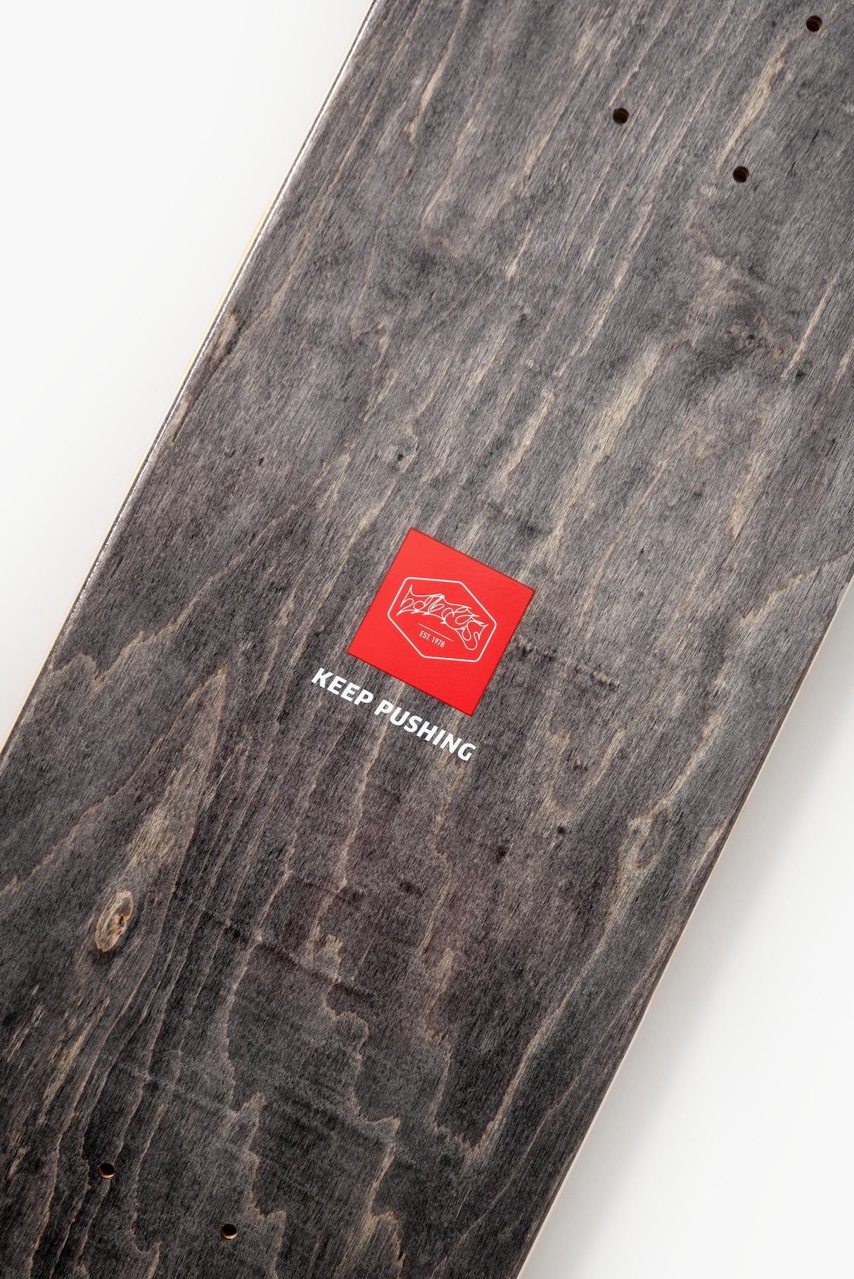 Einkaufswagen orange Seitenansicht