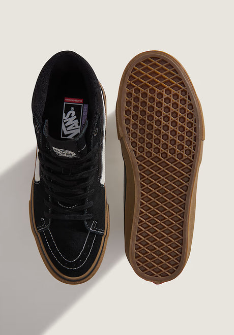 Skate SK8-Hi black-gum-white Closeup1
