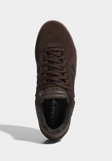 Tyshawn brown-gum Closeup1