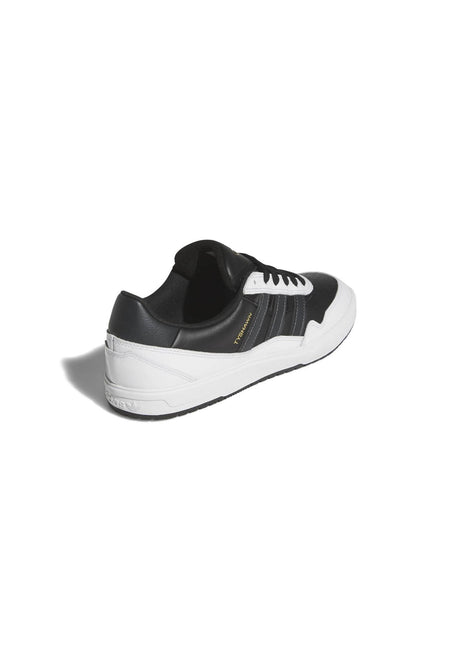 Tyshawn 2 coreblack-carbon-white Rueckenansicht