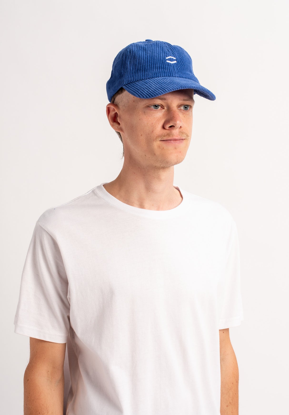 HXGN Icon Dad Cap future-blue-cord Closeup1