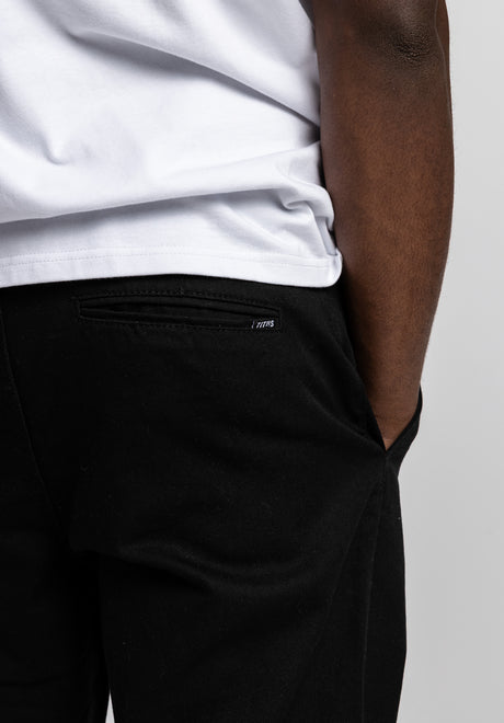 Regular Chino black Closeup1