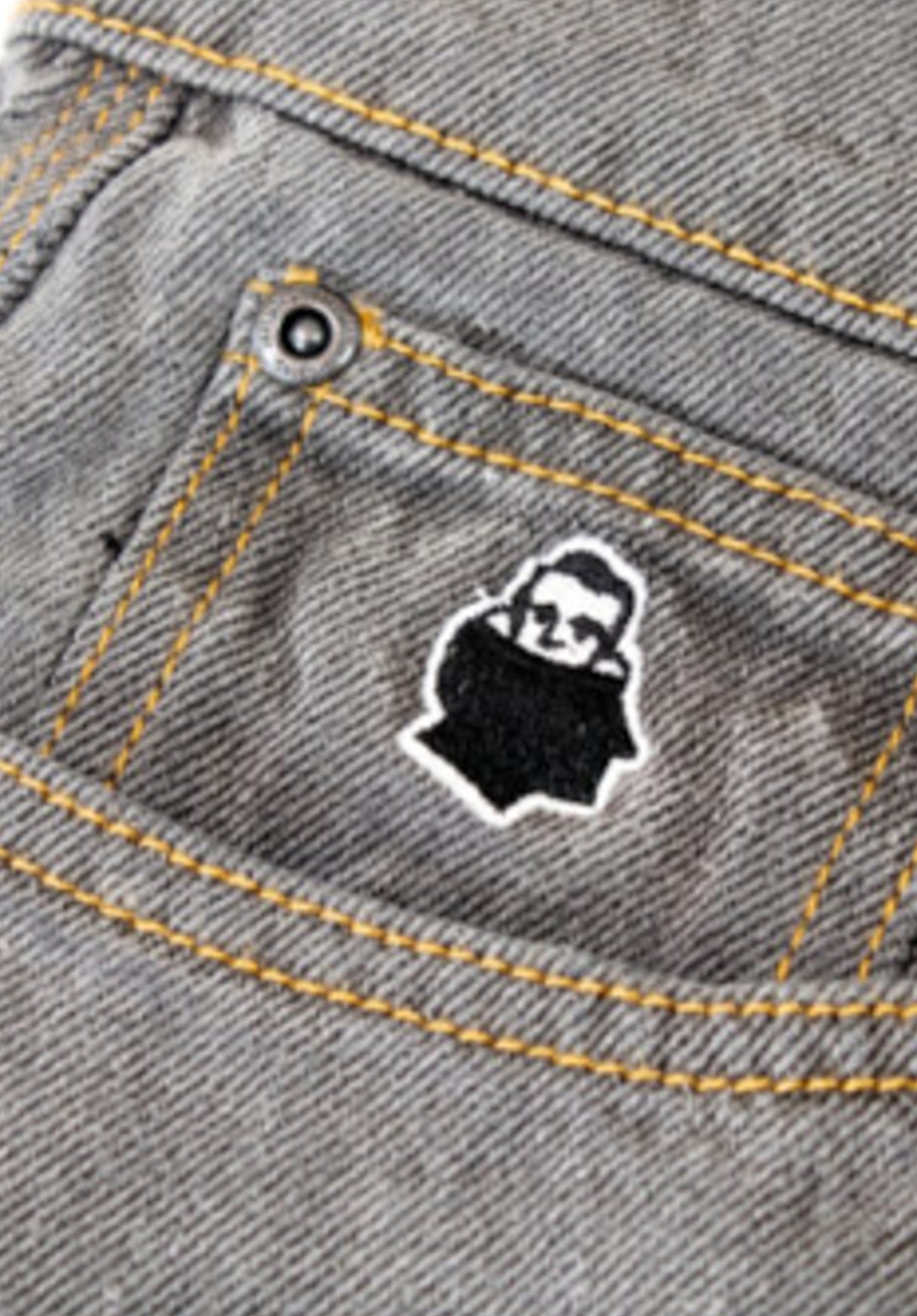 Biggerfoot greywashed Closeup1