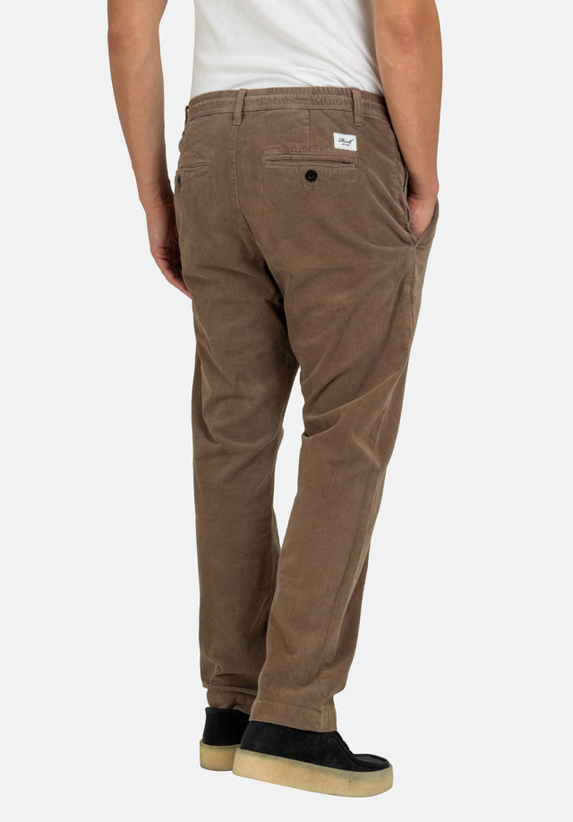 Reflex Loose Chino lichensquare-cord Rueckenansicht