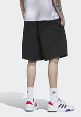 Skate Short black Rueckenansicht