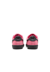 Tennis Classic hyperpink-black Closeup2