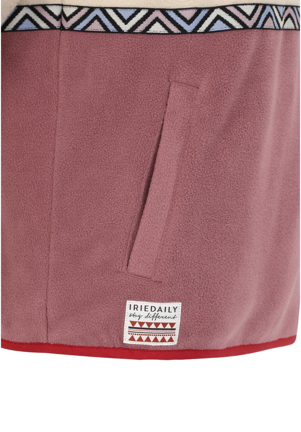 Holina Fleece Troyer plum Closeup1
