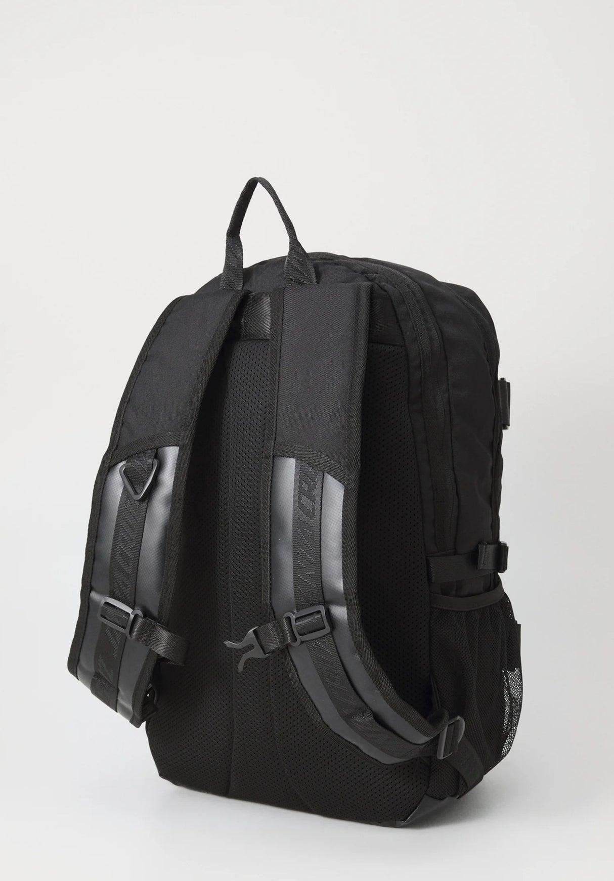 Hand Dot Emb Skatepack black Rueckenansicht