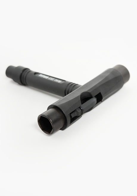 Classic T black-black Rueckenansicht