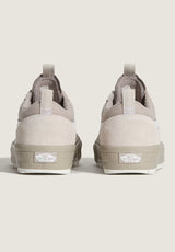 MTE Old Skool Waterproof Insulated stone Closeup2