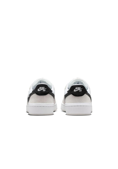 Code 58 white-black-white-black Closeup2