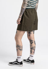 Avoie darkolive Closeup1