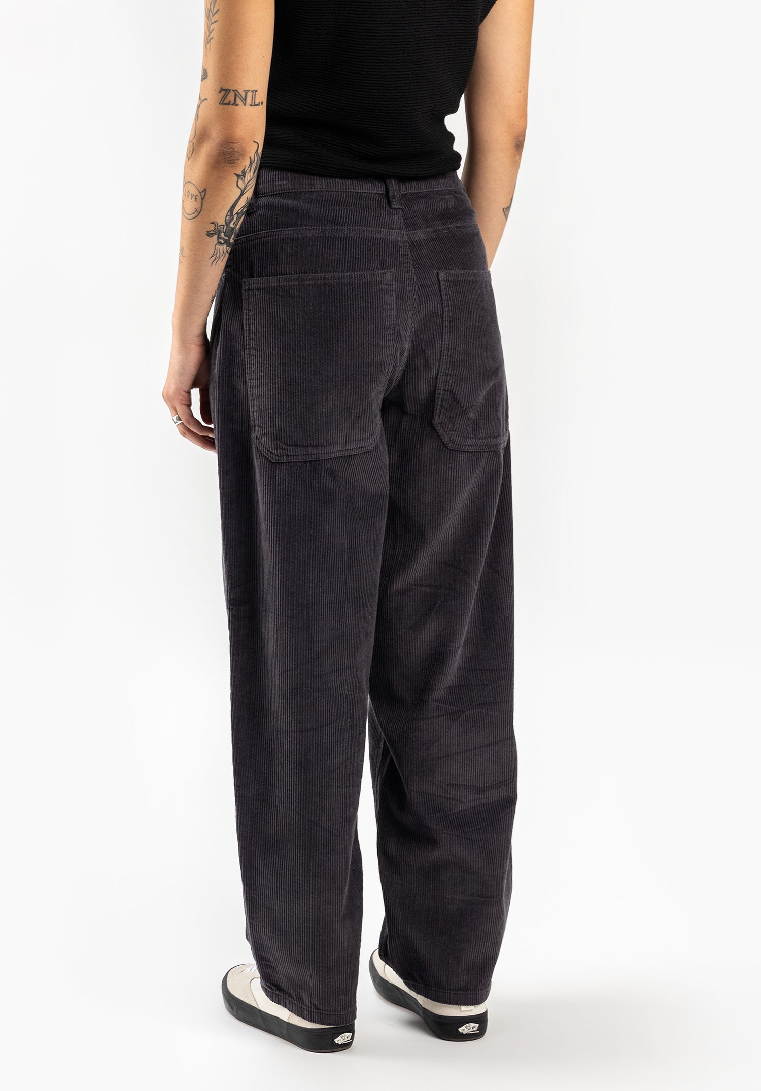 Alby-Baggy Cord darkgrey-cord Rueckenansicht Zoom Image