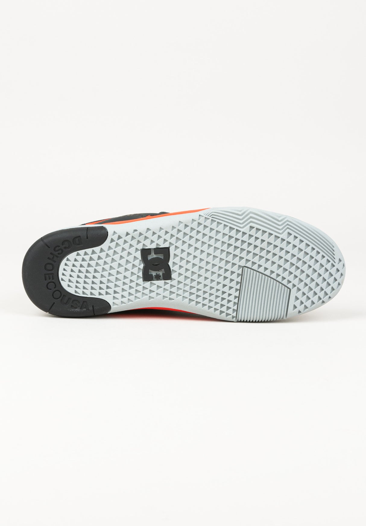 Metric darkgrey-orange Closeup1