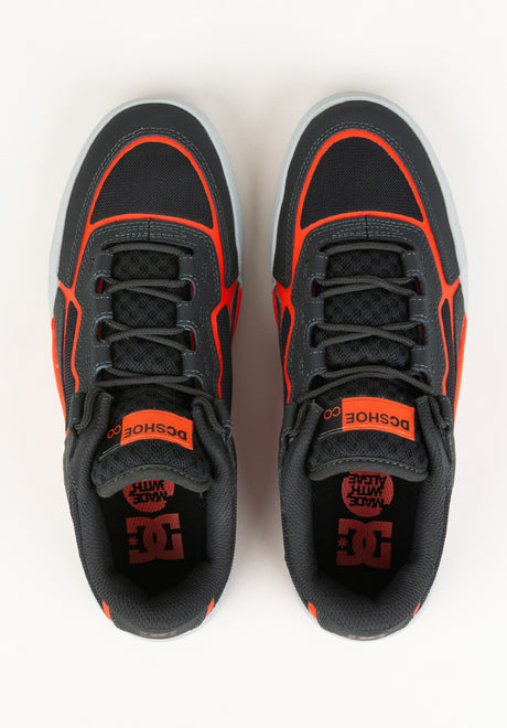 Metric darkgrey-orange Closeup2