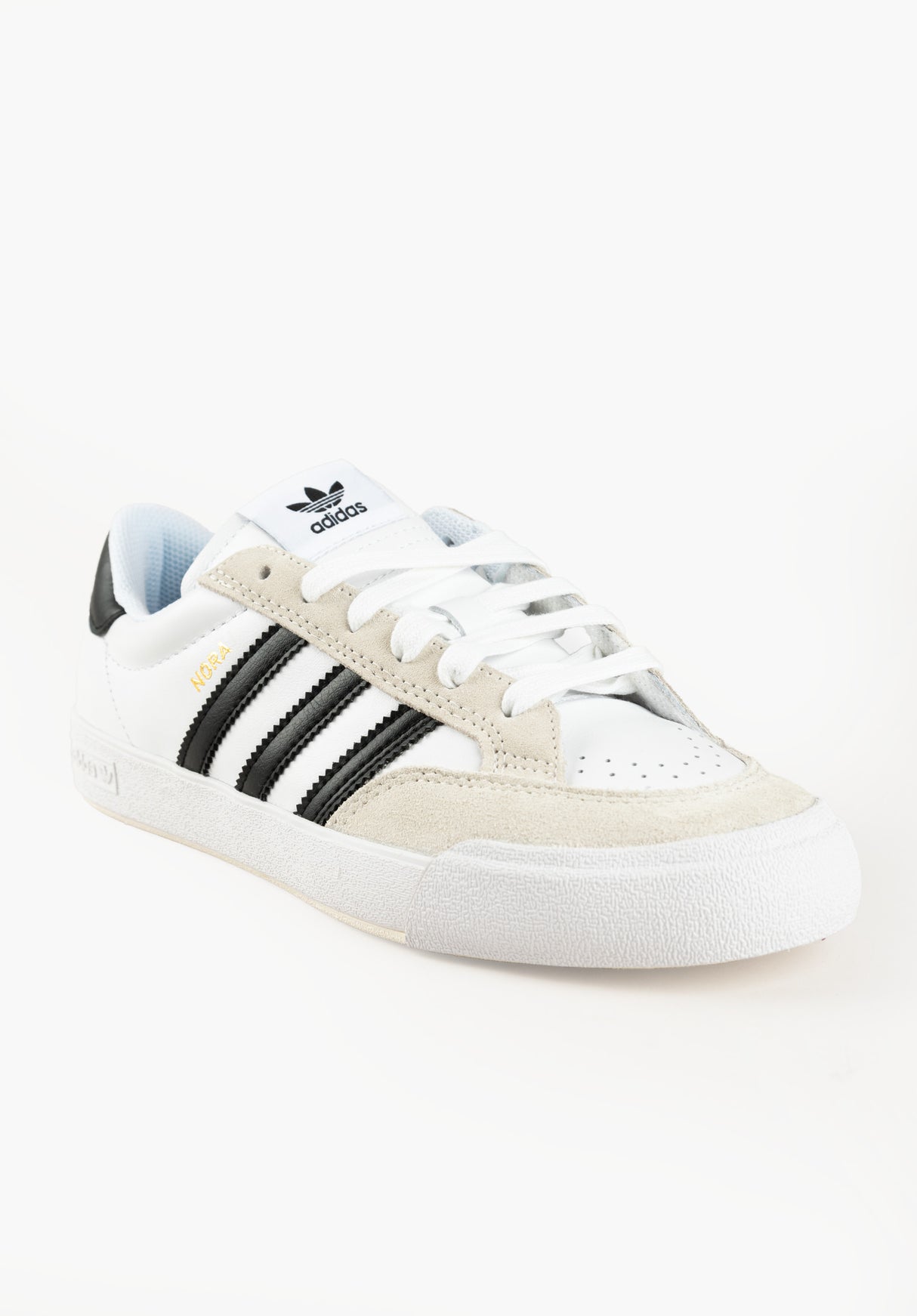 Nora ftwrwhite-coreblack-crystalwhite Vorderansicht