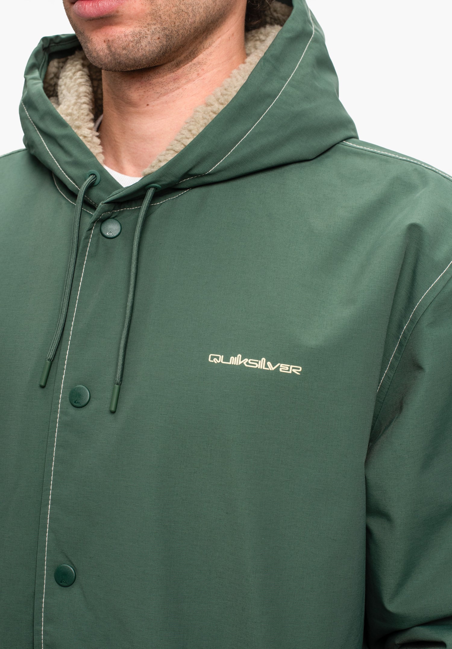 Rain Cloud Warm Hooded Coach forest Closeup1 Zoom Image