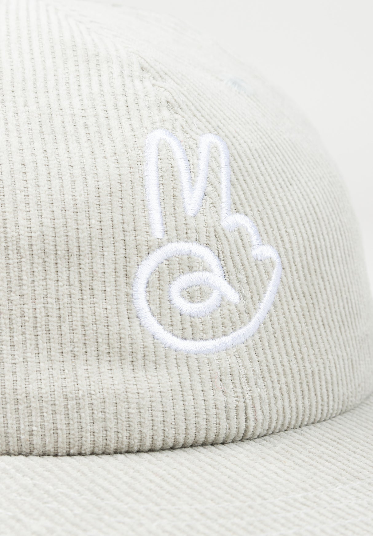 Peace grey-cord Close-Up1
