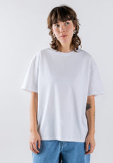 W Essential Tee white Close-Up1
