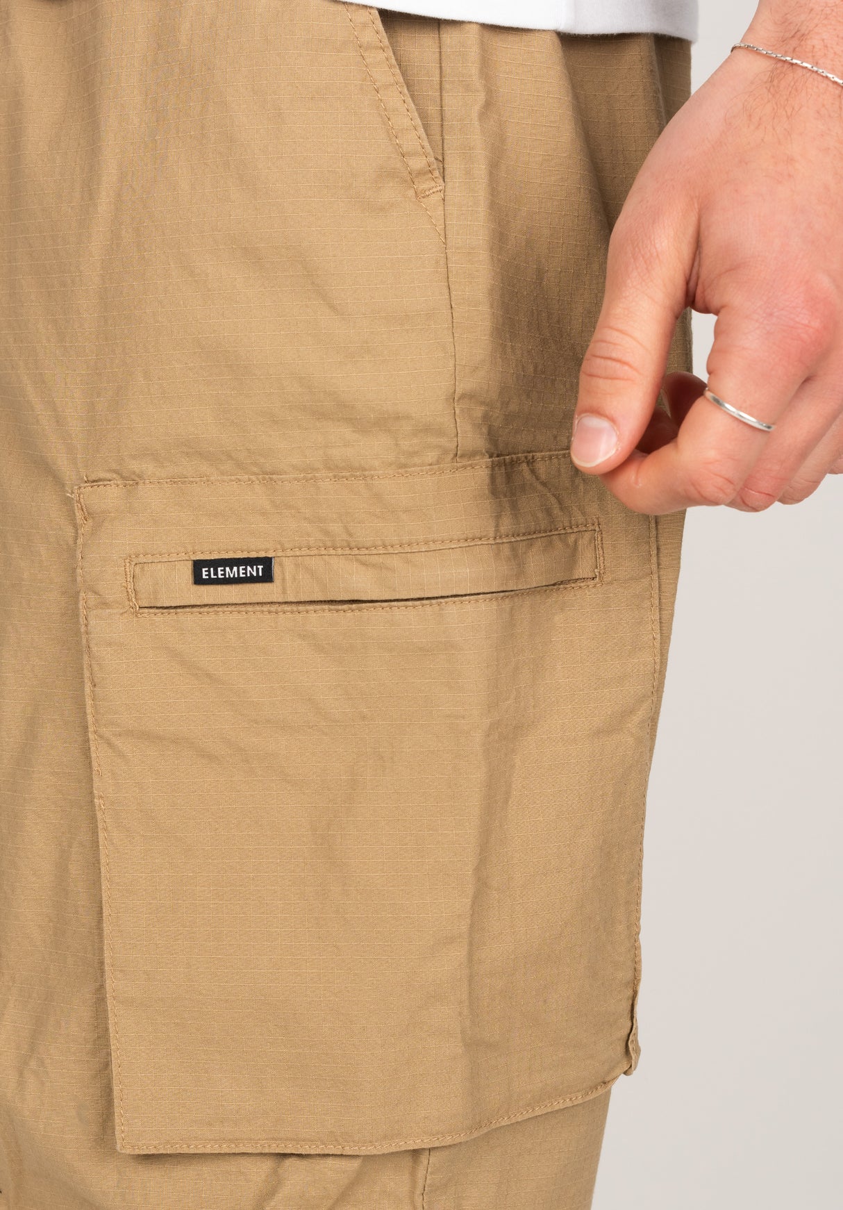 Leonard|1,82|L
