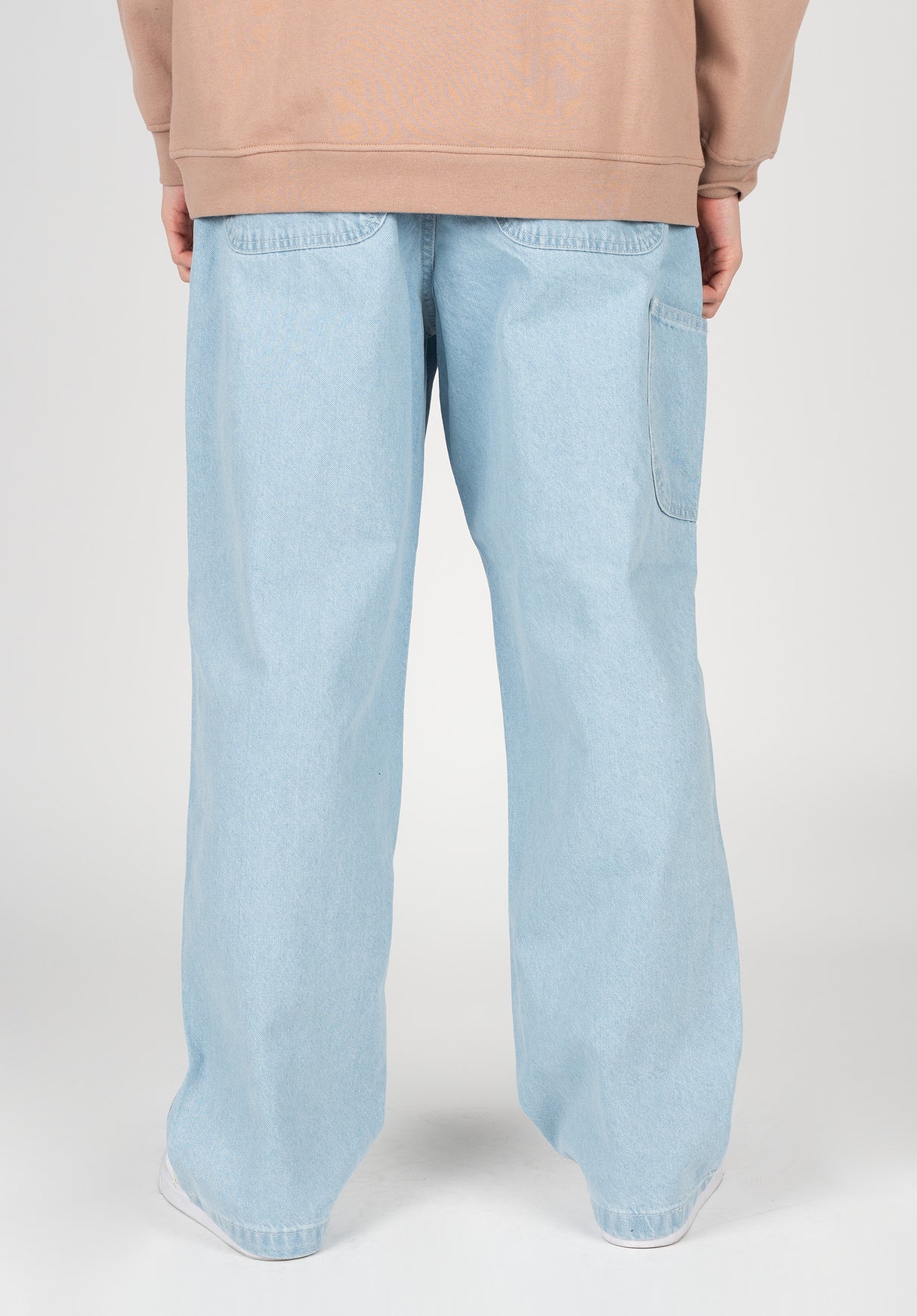 Madison Denim vintageagedblue Close-Up1