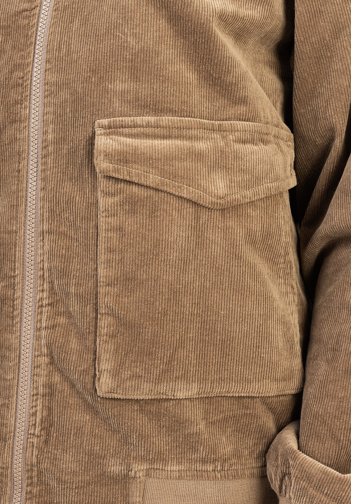 Colin khaki Close-Up1