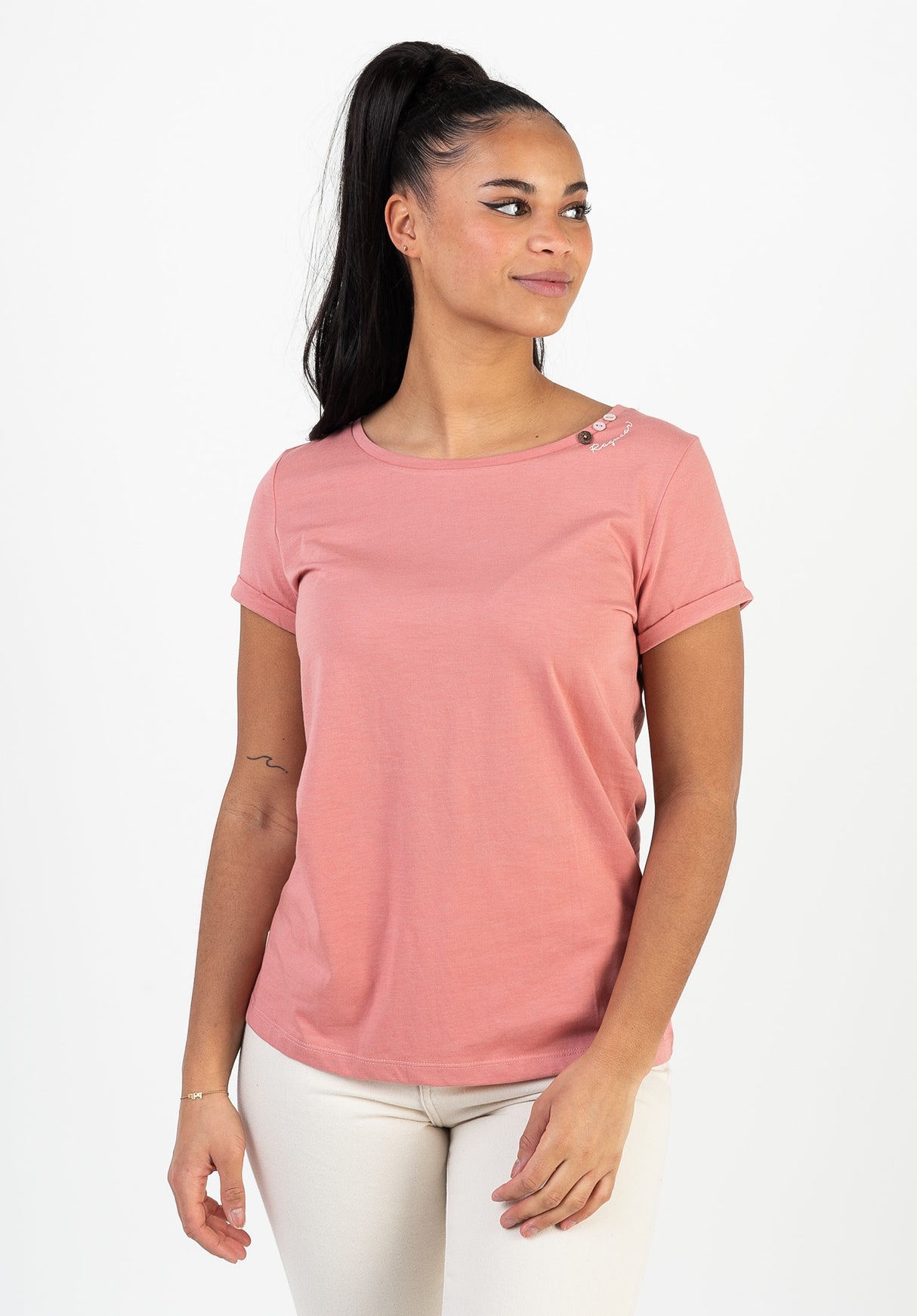 Isatou|1,75|L