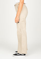 Yasmin|1,73|27
