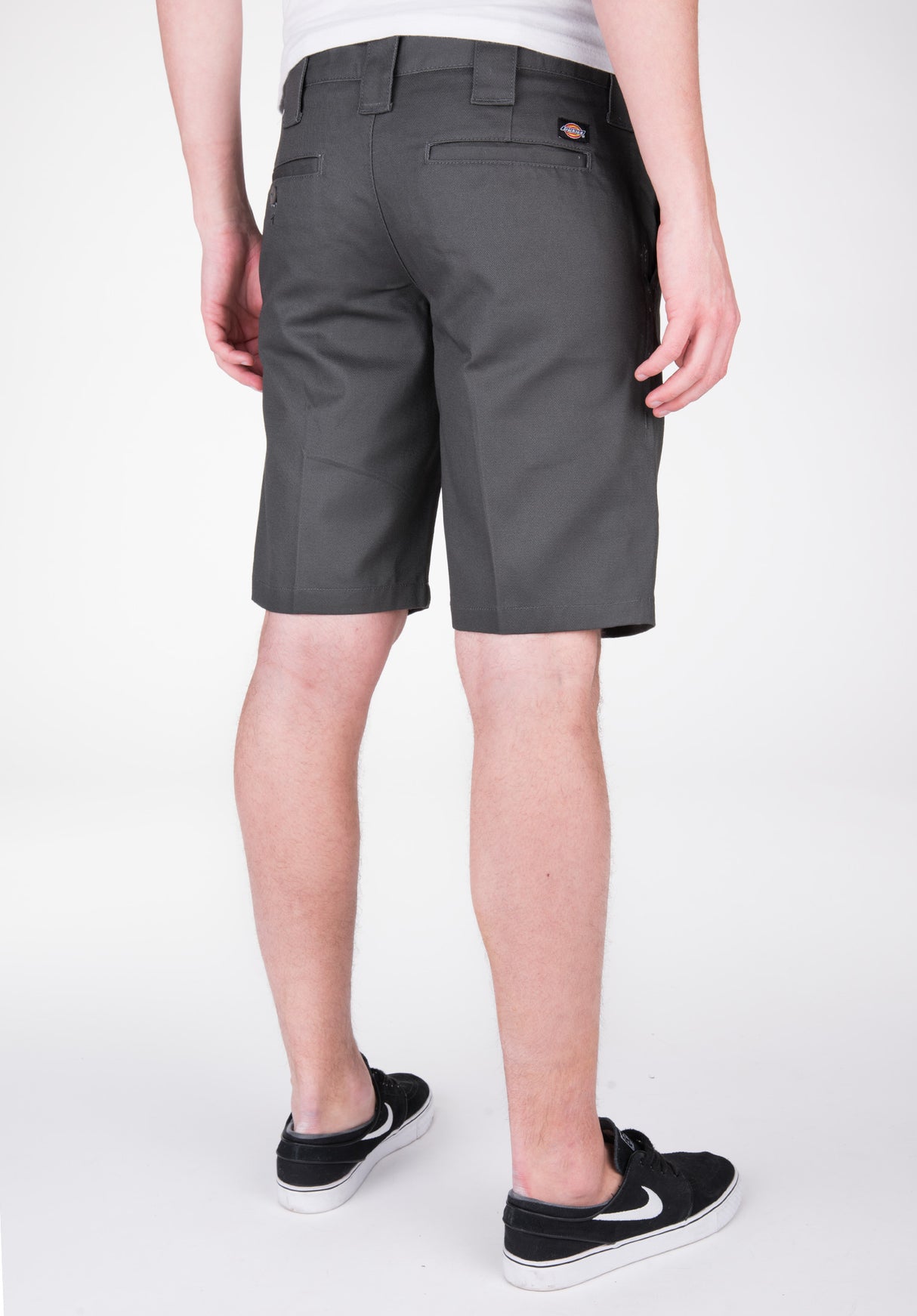 CT873S Short charcoal Rückenansicht
