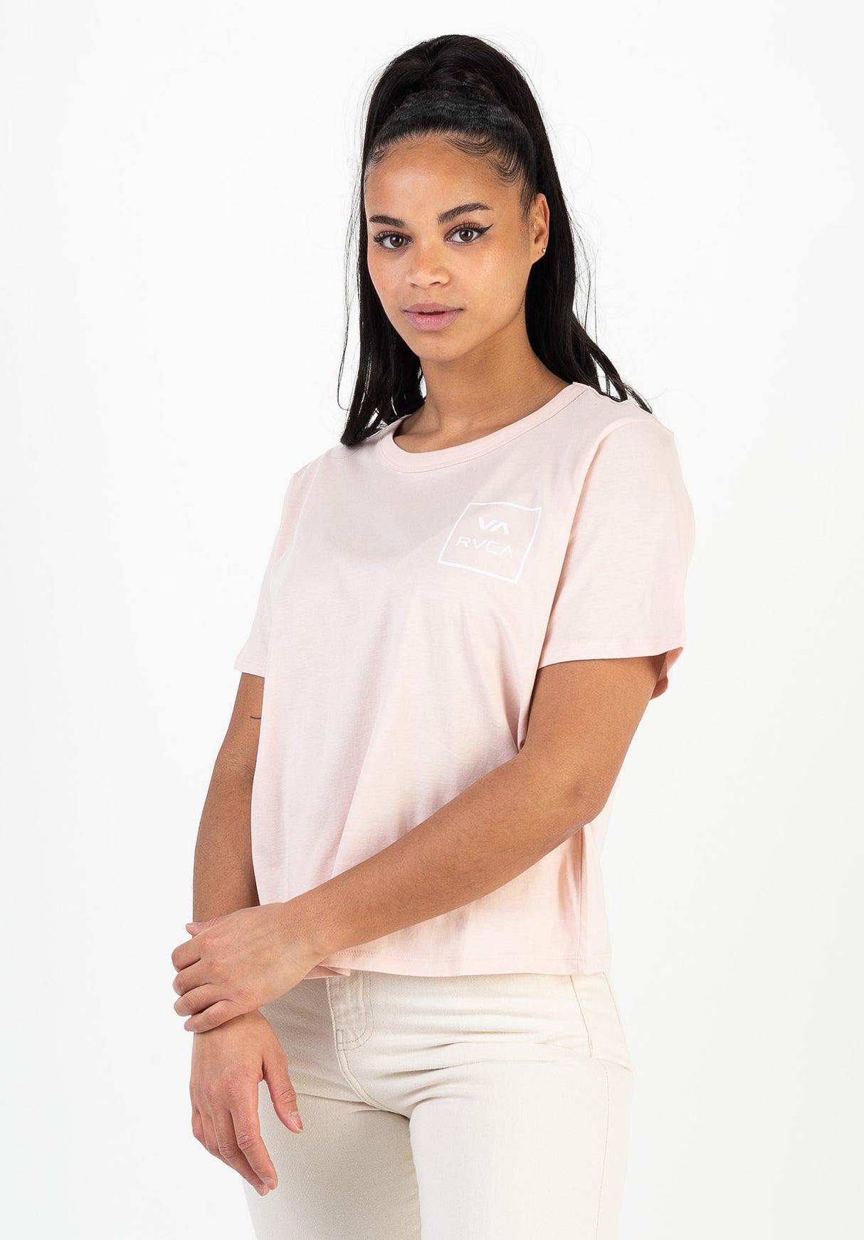 Isatou|1,75|L
