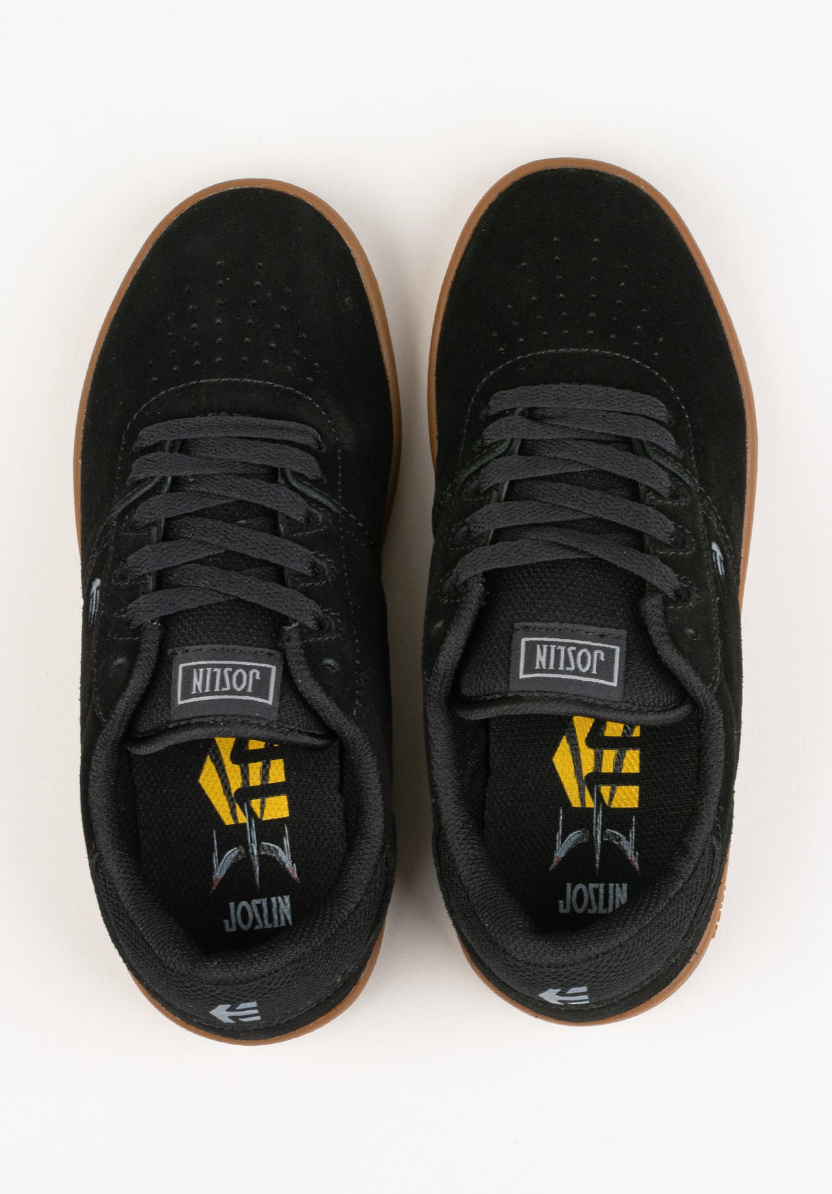 Joslin Kids black-gum Close-Up2
