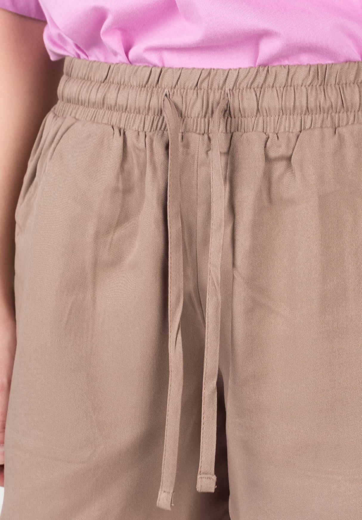 Palm Cove deeptaupe Close-Up2