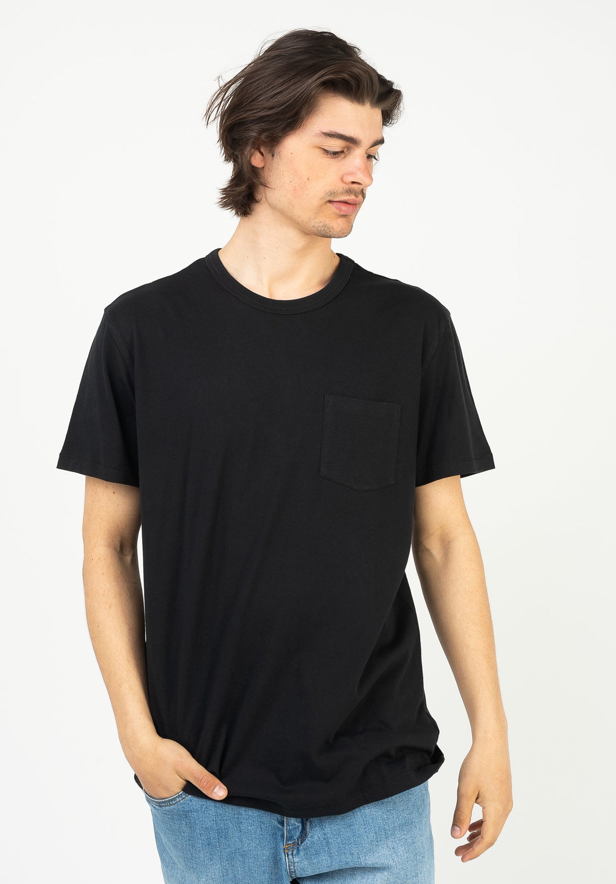 Jannik|1,80|L