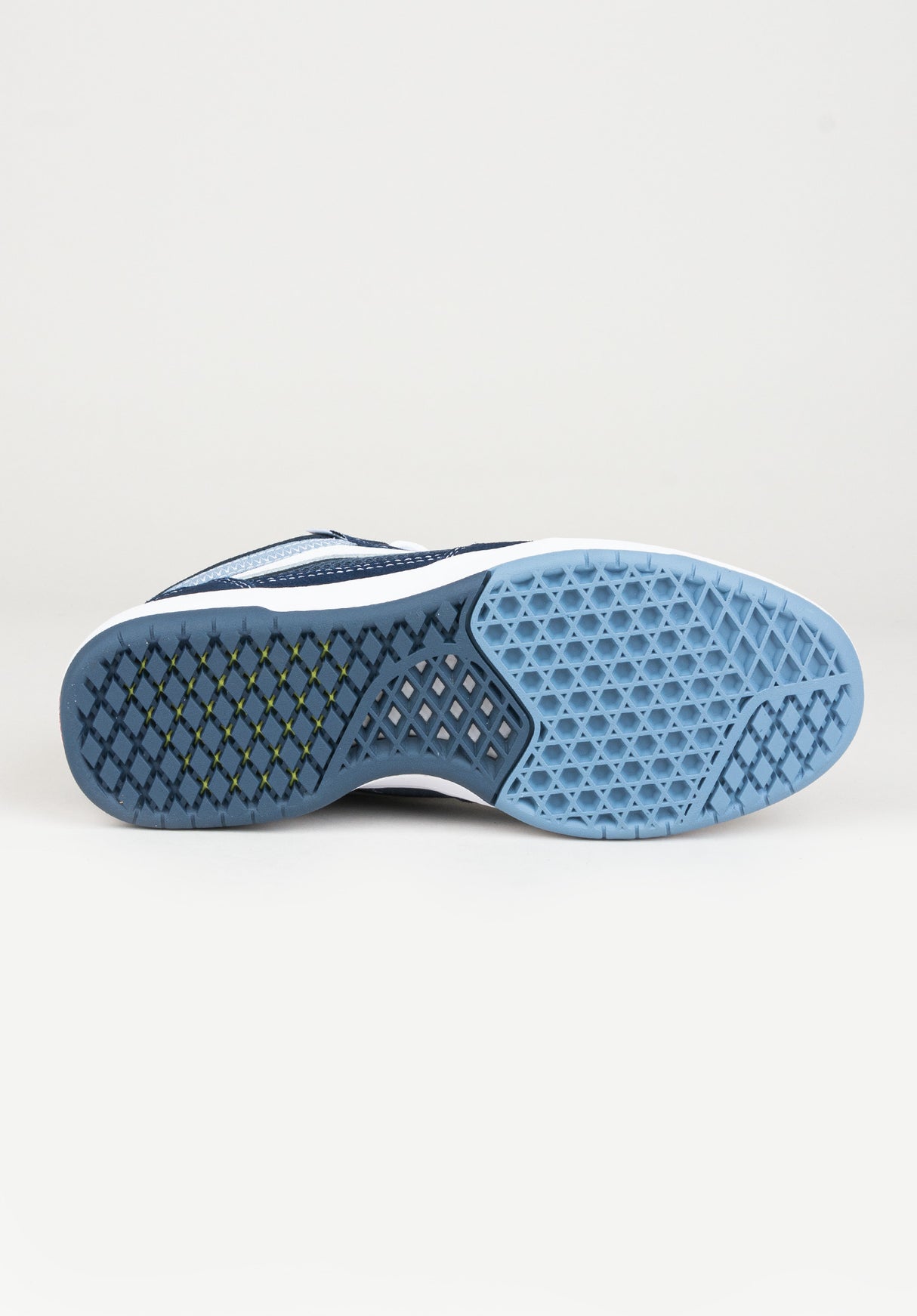Zahba Mid navy-dustyblue Close-Up1