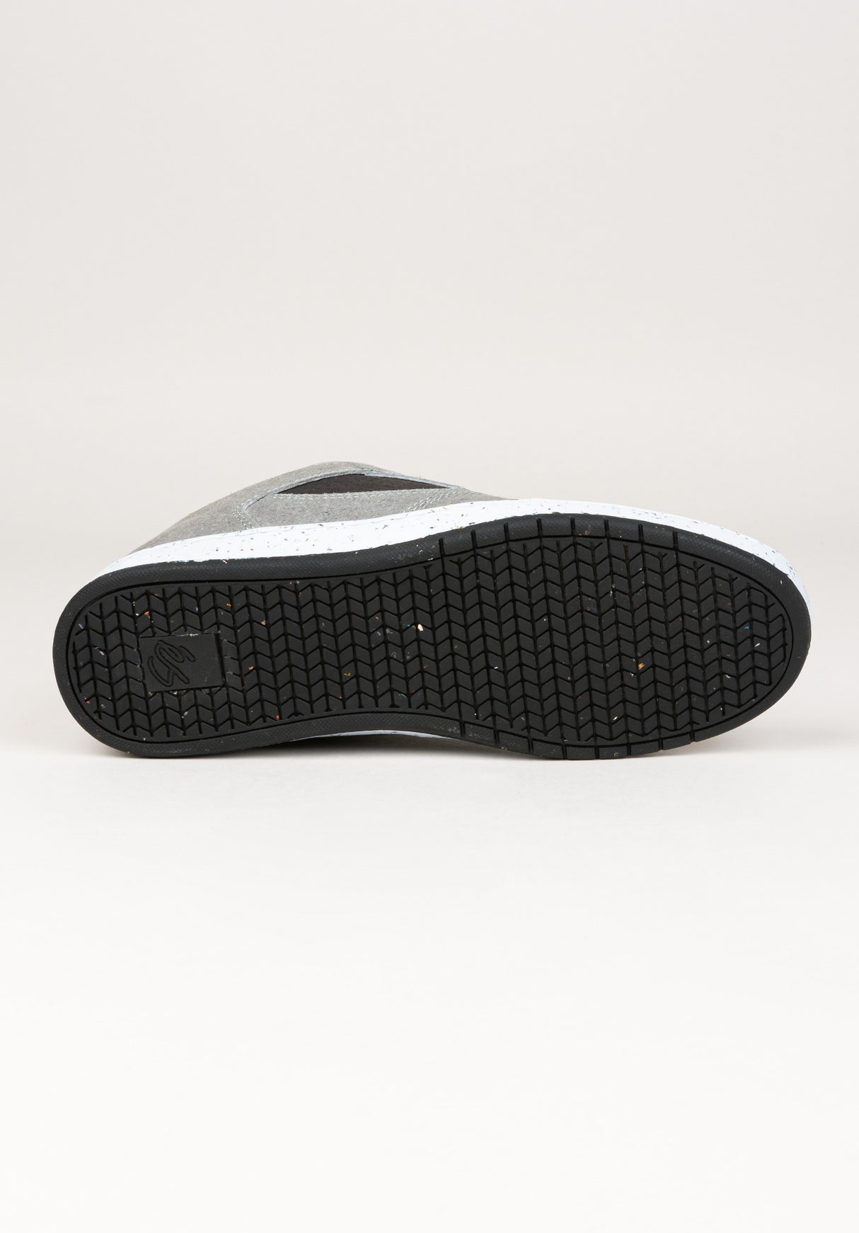 Accel Slim Eco grey-black Close-Up1