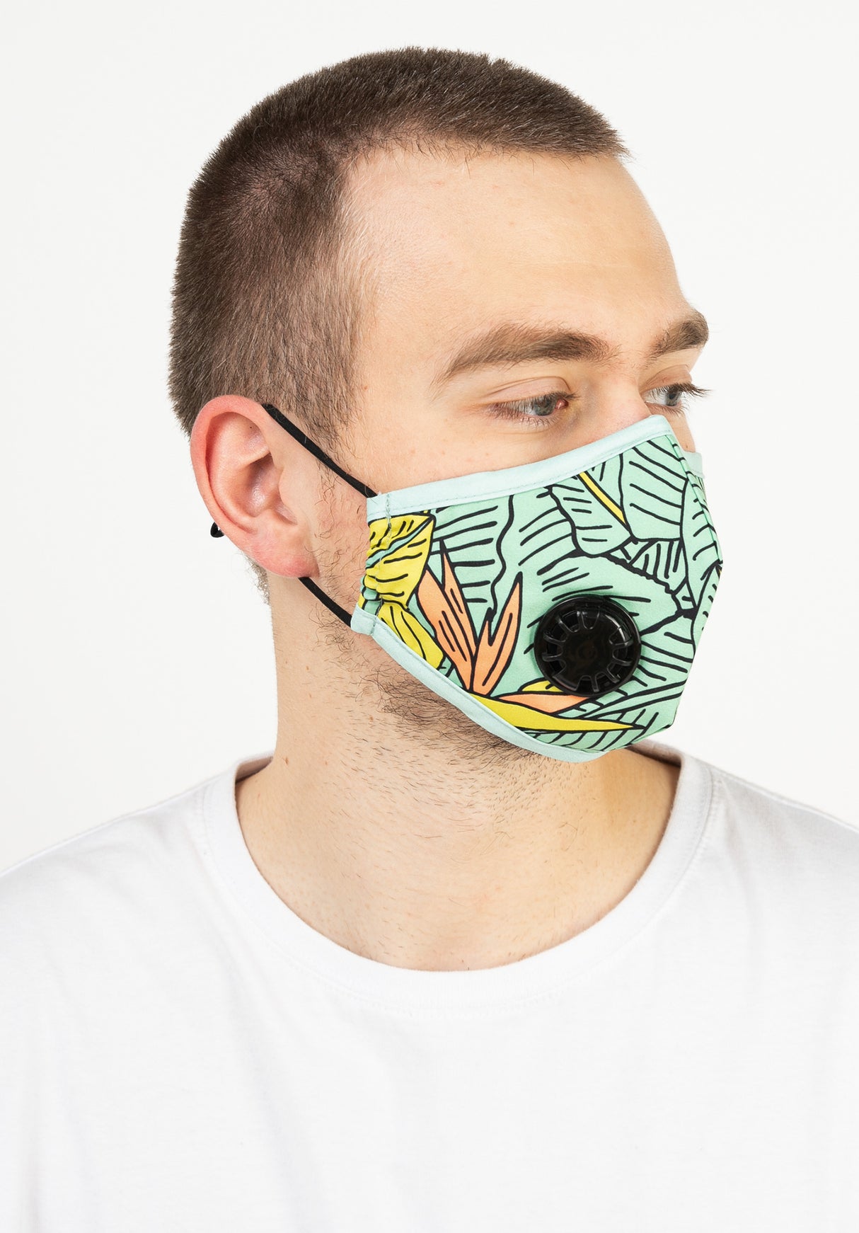 Nermal Leaf Ventilated Mask green Close-Up2