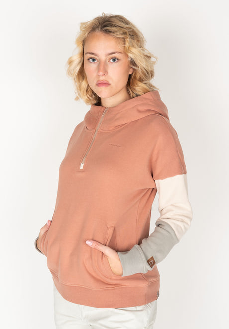 Jana|1,74|M