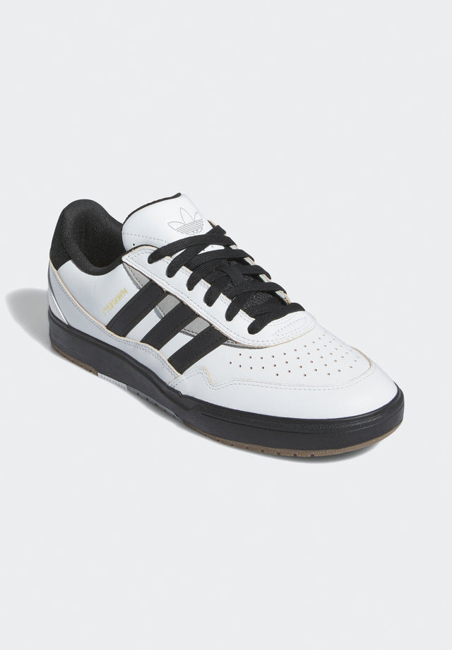 Tyshawn II crystalwhite-coreblack-chsolidgrey Vorderansicht