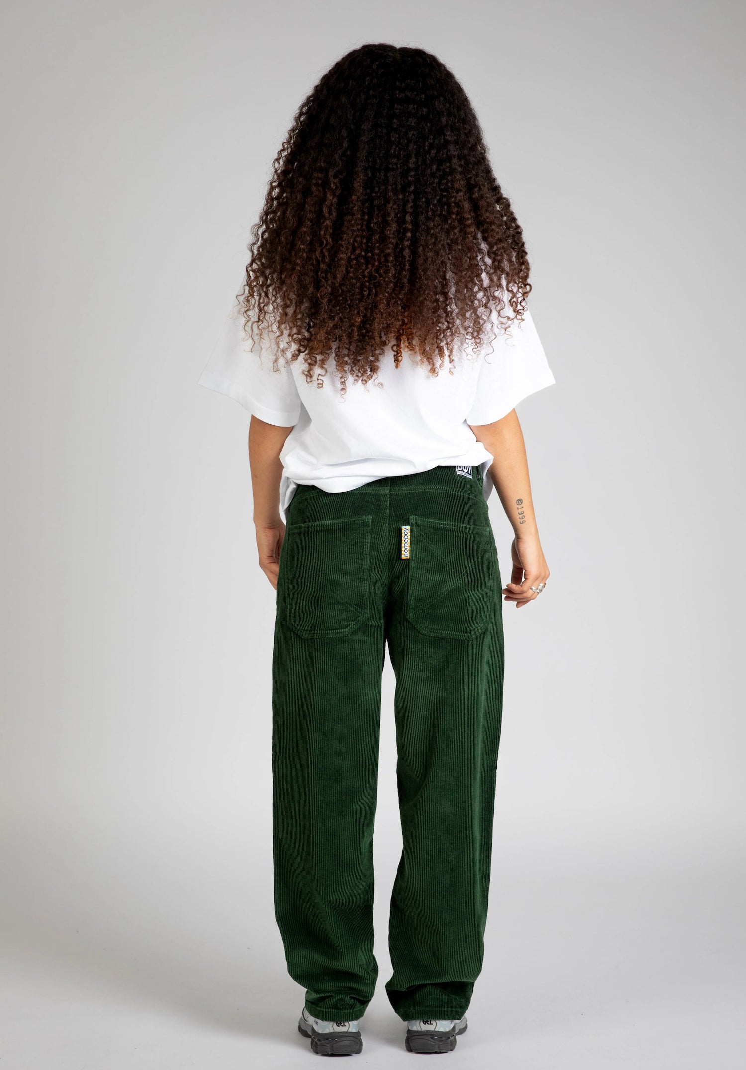 X-tra Baggy Cord forestgreen Closeup1 Zoom Image