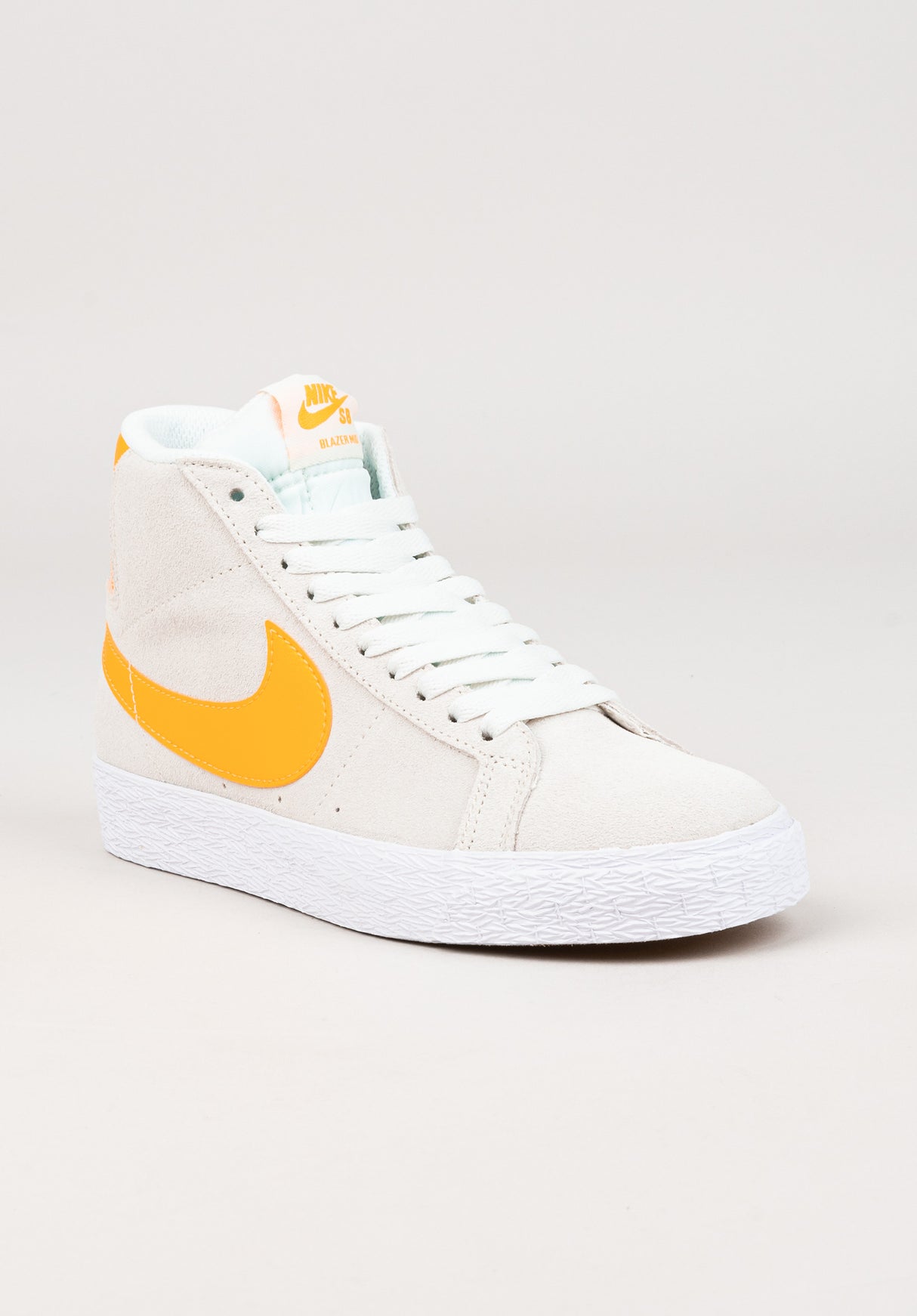 Zoom Blazer Mid summitwhite-laserorange-summitwhite Vorderansicht