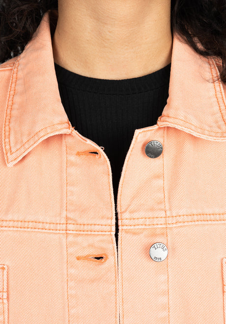 Phoebe|1.70|S