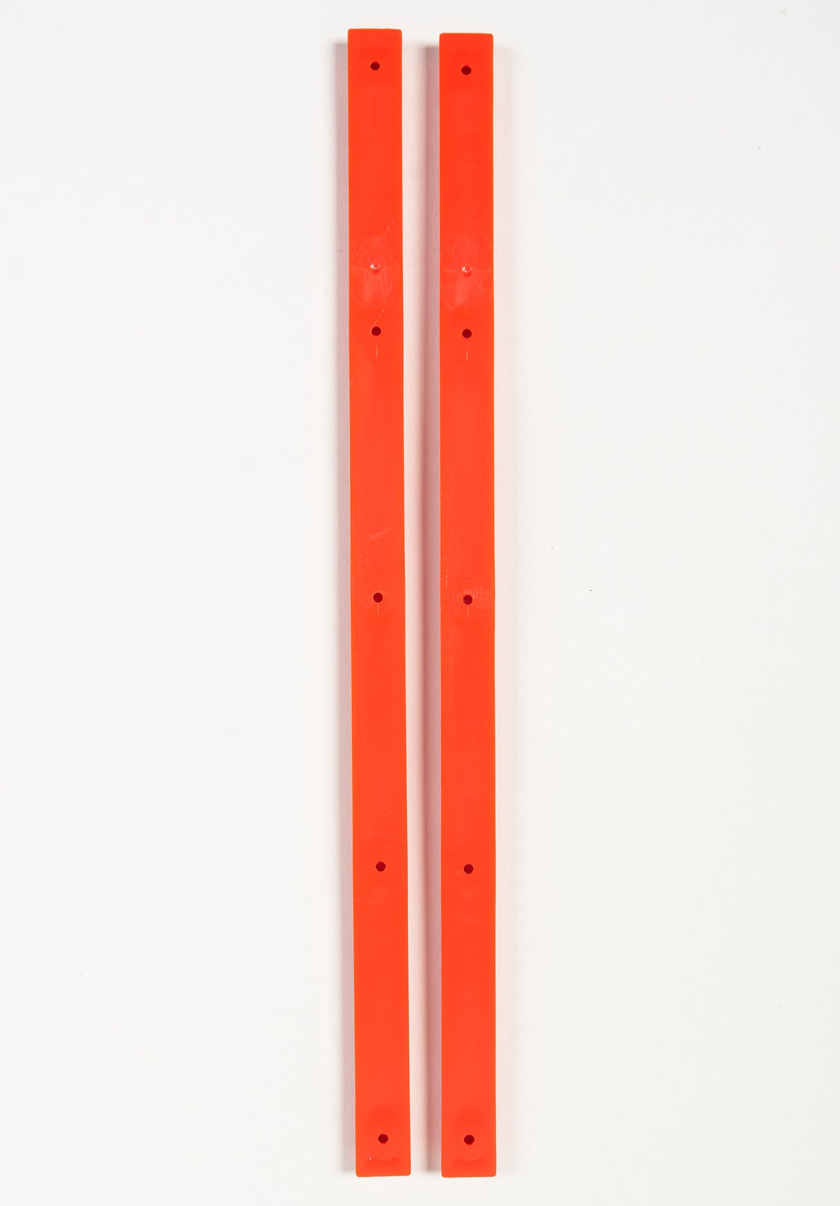 Rails red Rückenansicht