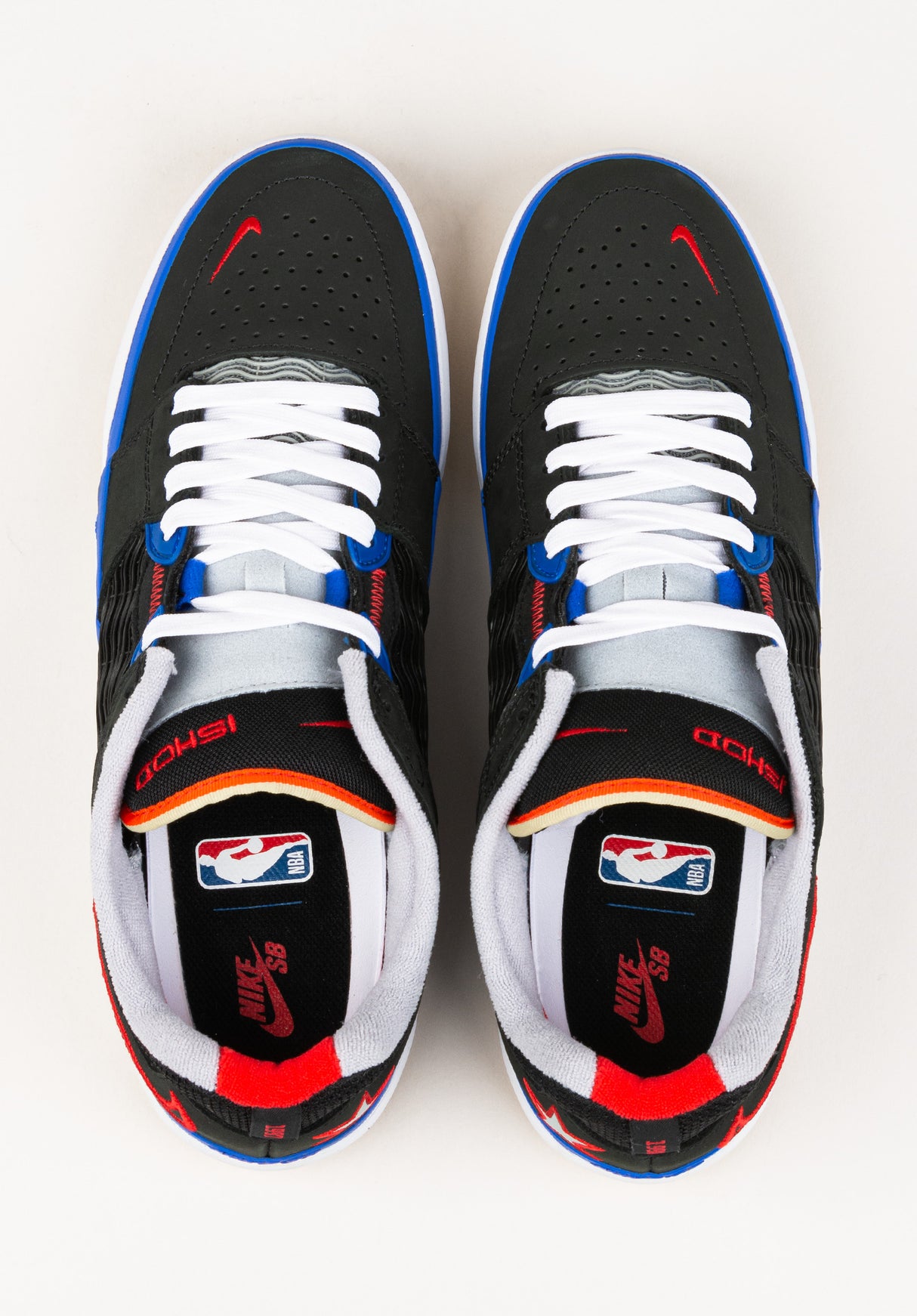 ISHOD PRM black-universityred-hyperroyal Close-Up2