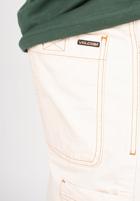 Kraftsman dirtywhite Close-Up2