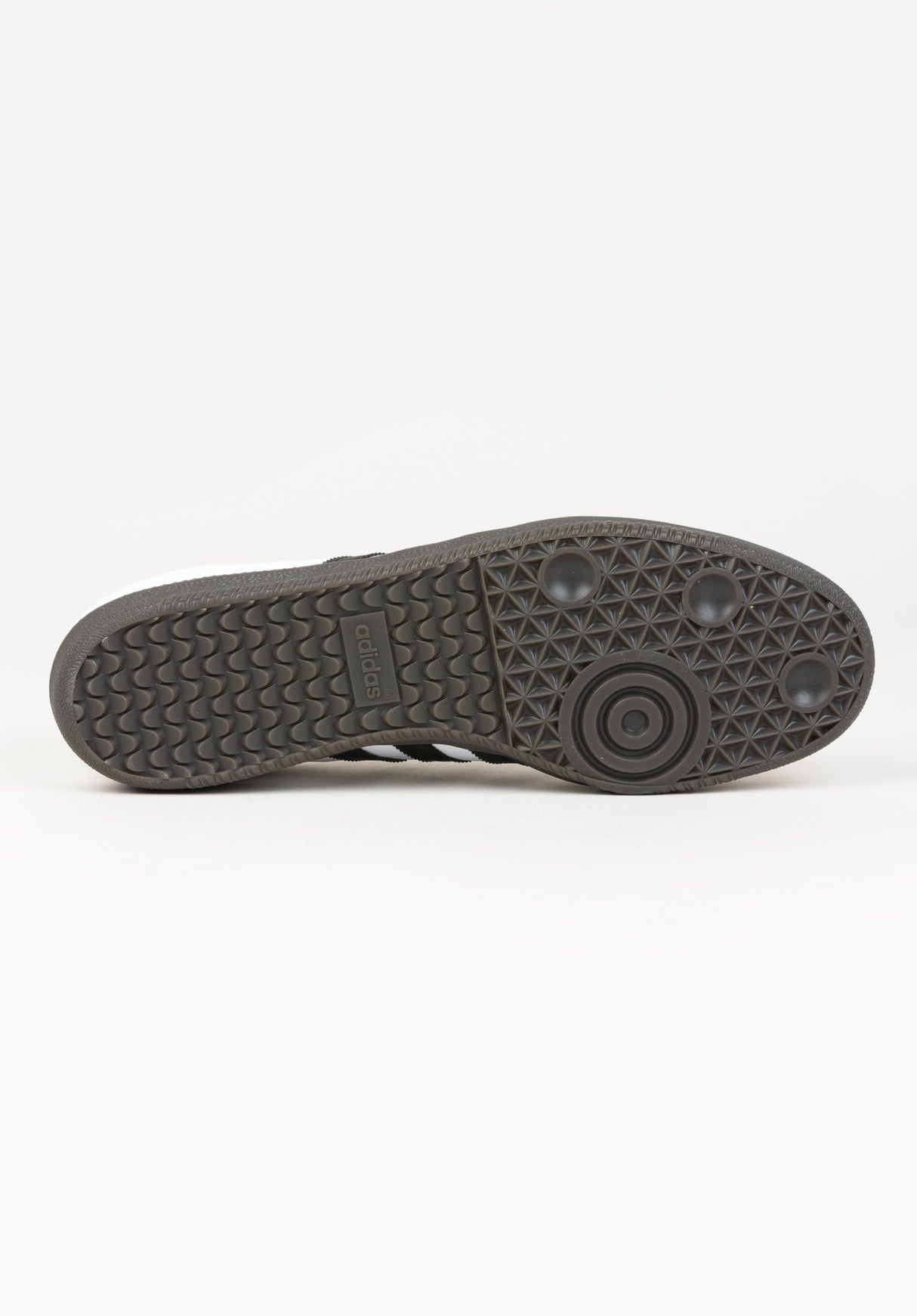 Samba ADV white-coreblack-gum Close-Up1